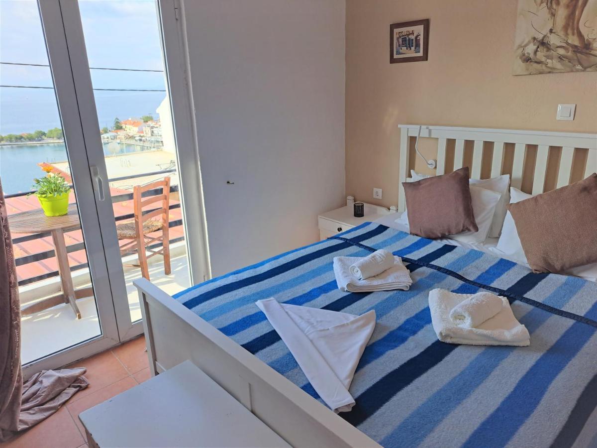 Jimmy'S Apartments Питагорио Екстериор снимка